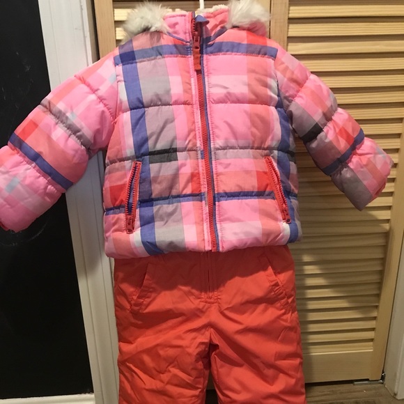 Oshkosh Toddler Snowsuit - Picture 3 of 3